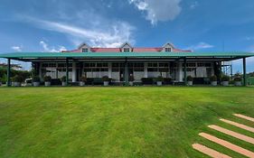 Cloudy Court Resort
